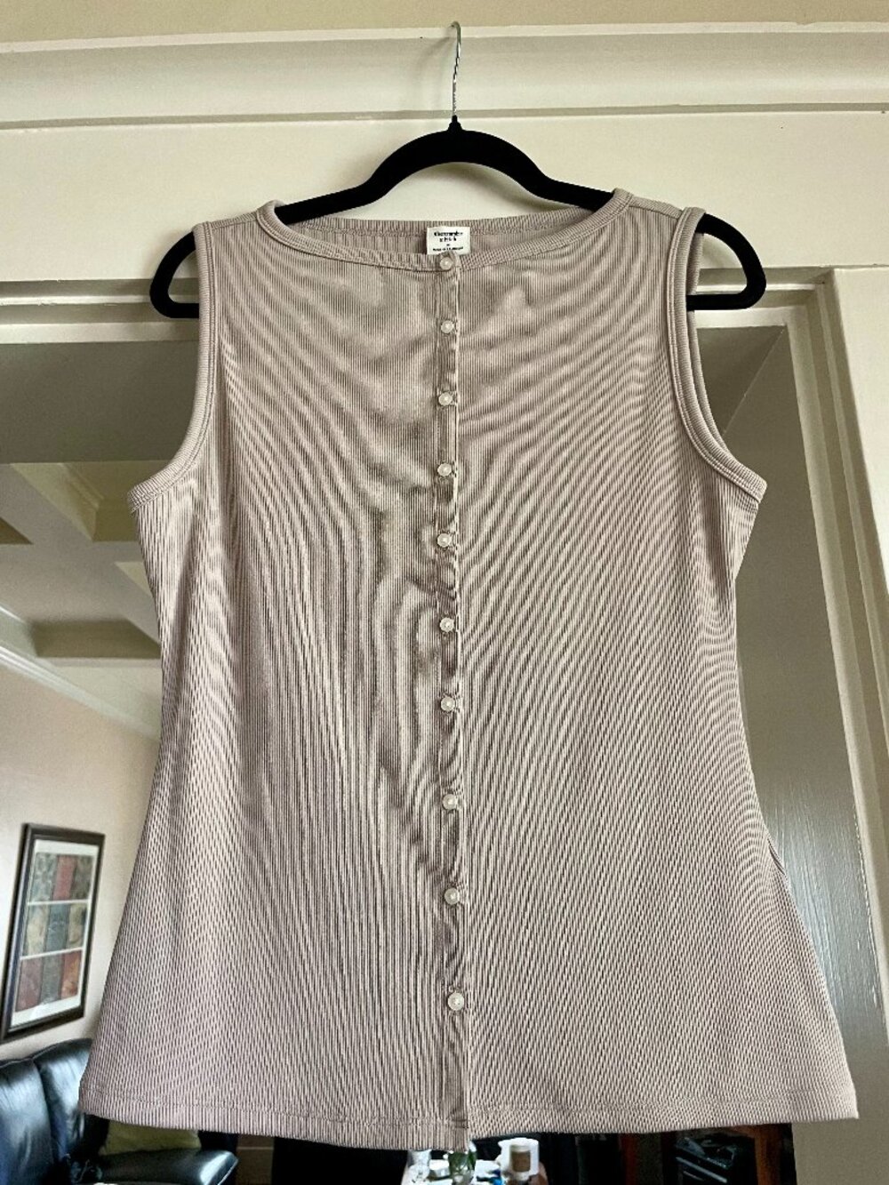 NWT Abercrombie High Neck Button Down Tank Top - M